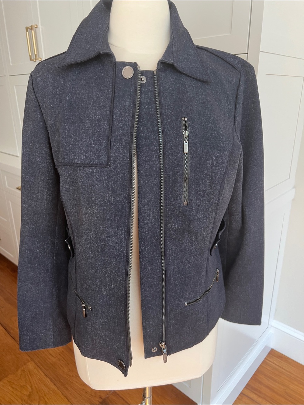 W by Worth Women’s Navy Zip Front Jacket